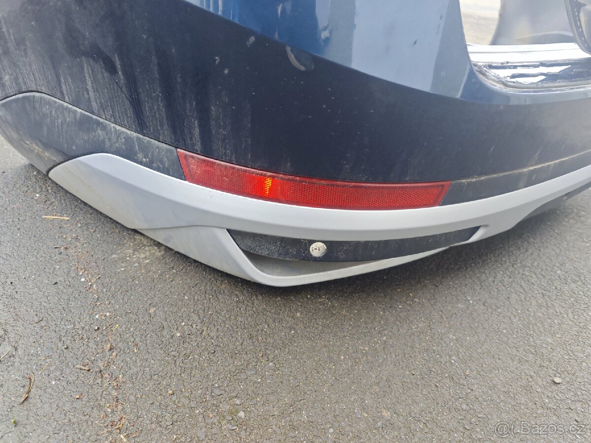 Zadní Nárazník škoda Superb - 12