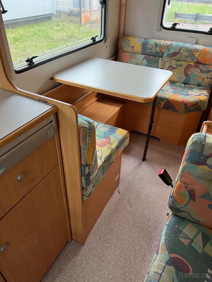 Obytné Fiat Ducato Knaus 2.8 TDi, servis.k. palandy - 12