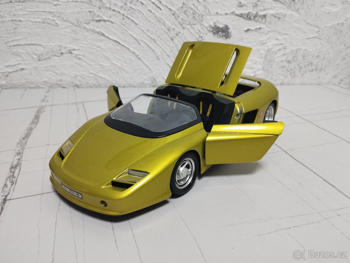 Ferrari Mythos 1/18 Guiloy - 12