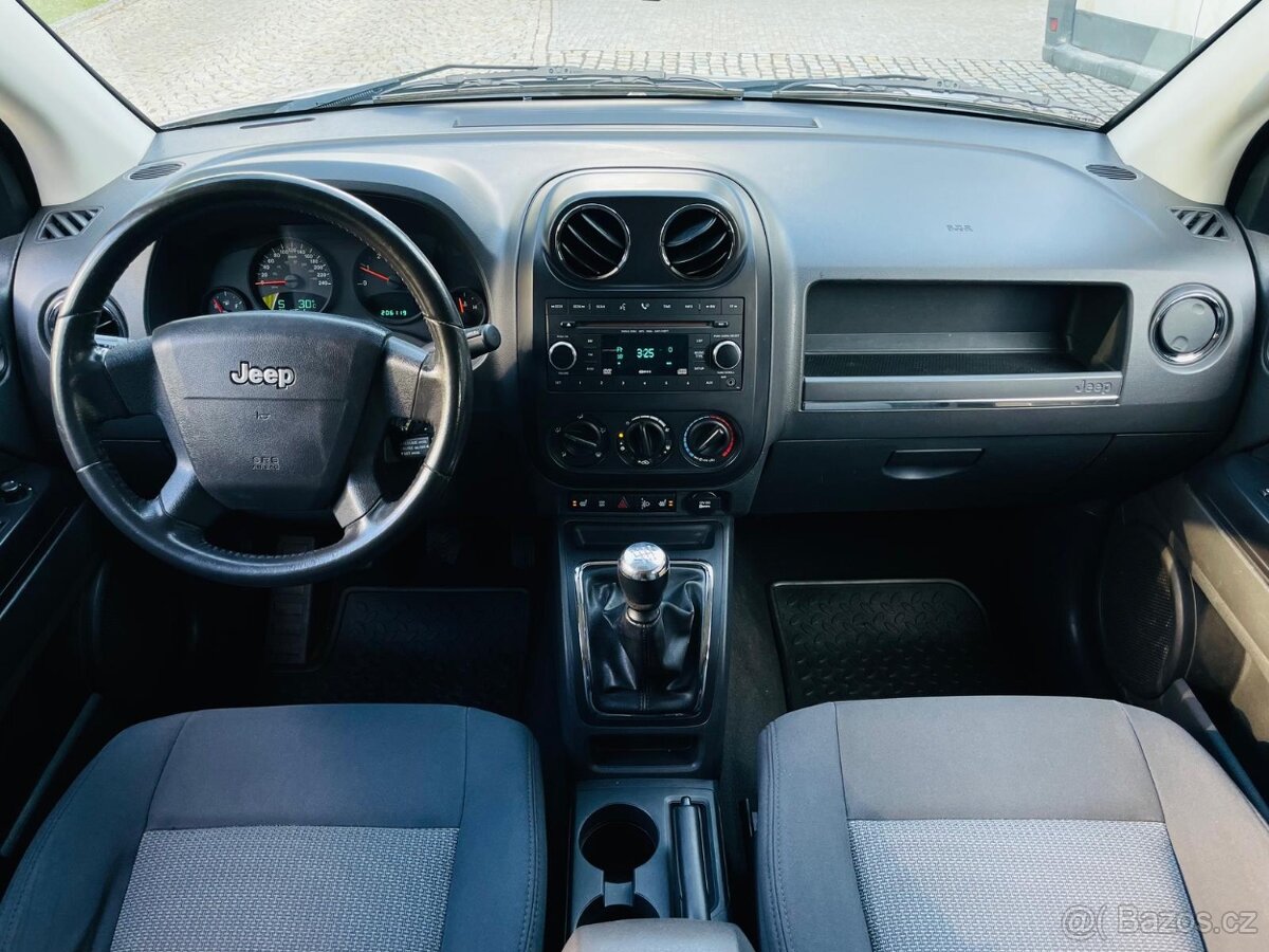 Jeep Compass 2.0D 4x4 MANUÁL SENZORY VÝHŘEV TAŽNÉ - 12