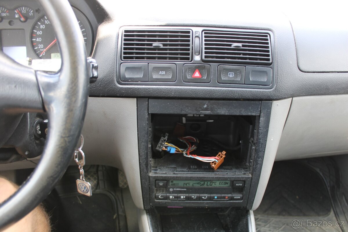 Volkswagen Golf, 1,9TDi 85KW, STK 10/2026, r.v. 2000 - 12