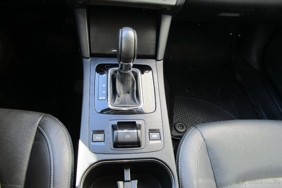 Subaru Outback 2,0D ČR Webasto serv. kň 99 000 Km - 12