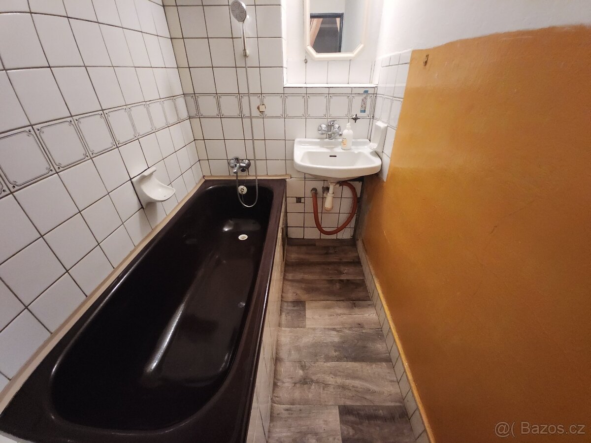 Prodej bytu 3+1 89 m², Palackého třída, Chrudim - 12