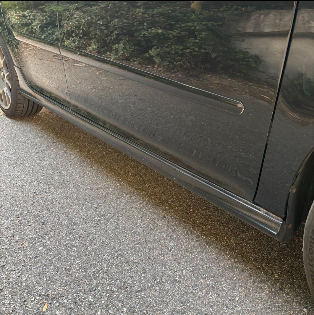 Volkswagen Golf GTI Edition 30 - 12