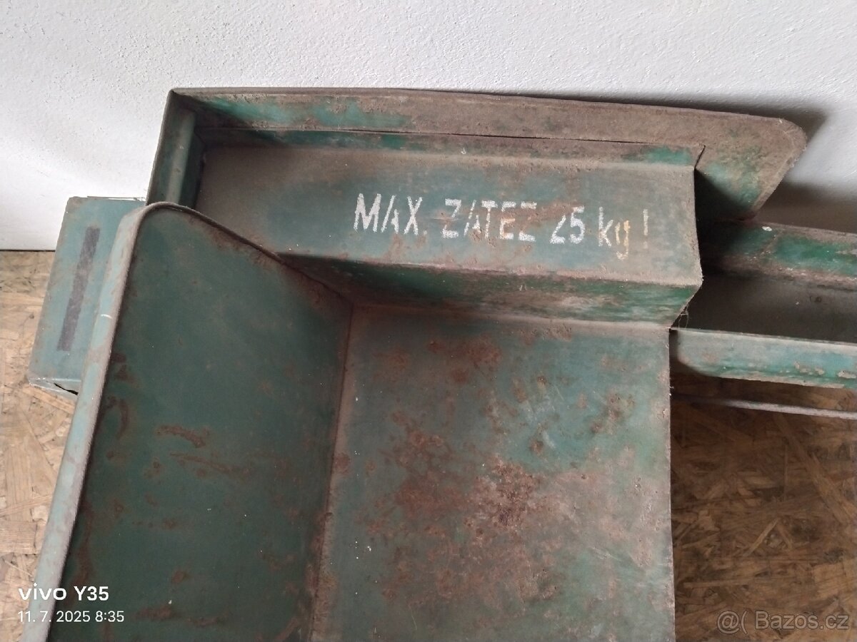 Šlapací autíčko Jeep - 12