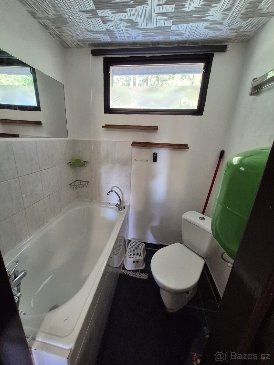 Celoroční chata 100km od Prahy a 30km od Krkonoš - 12