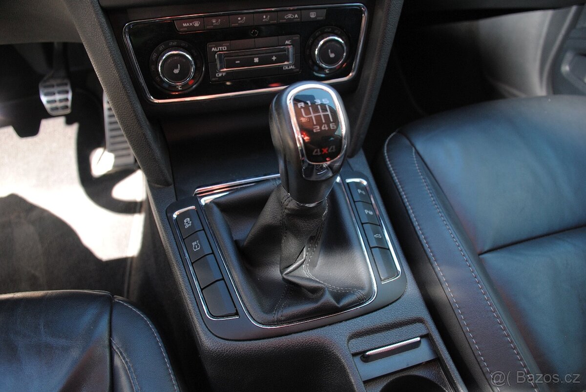 Škoda SUPERB 2 kombi 2.0TDi 125kW - 4x4 - manuál - 12
