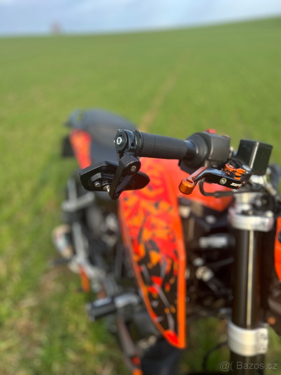 Ktm duke 125 (2016) - 12