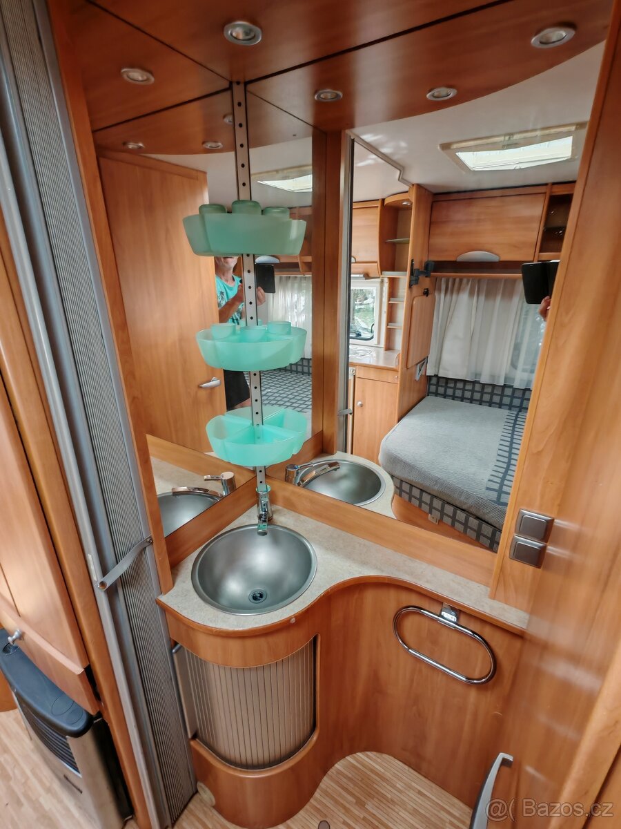 Karavan Hymer Eriba Nova 465 - 12