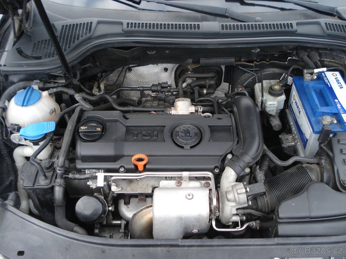 Škoda Superb Kombi 1.4 TSI,1.MAJITEL,NOVÁ STK - 12