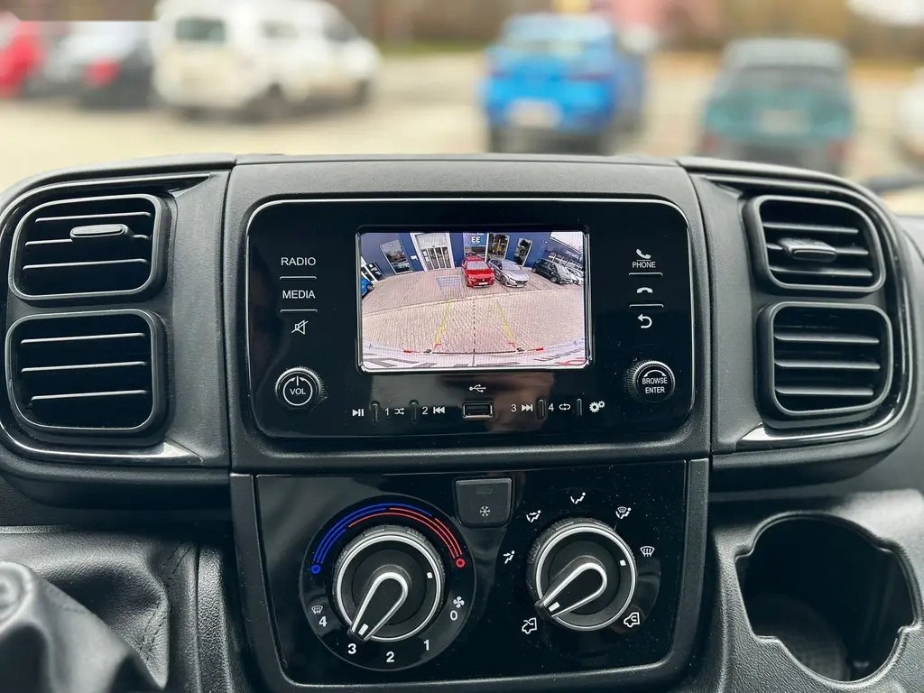 Peugeot Boxer, 33 L2H2 2.2BHDi 140, 13.558KM - 12