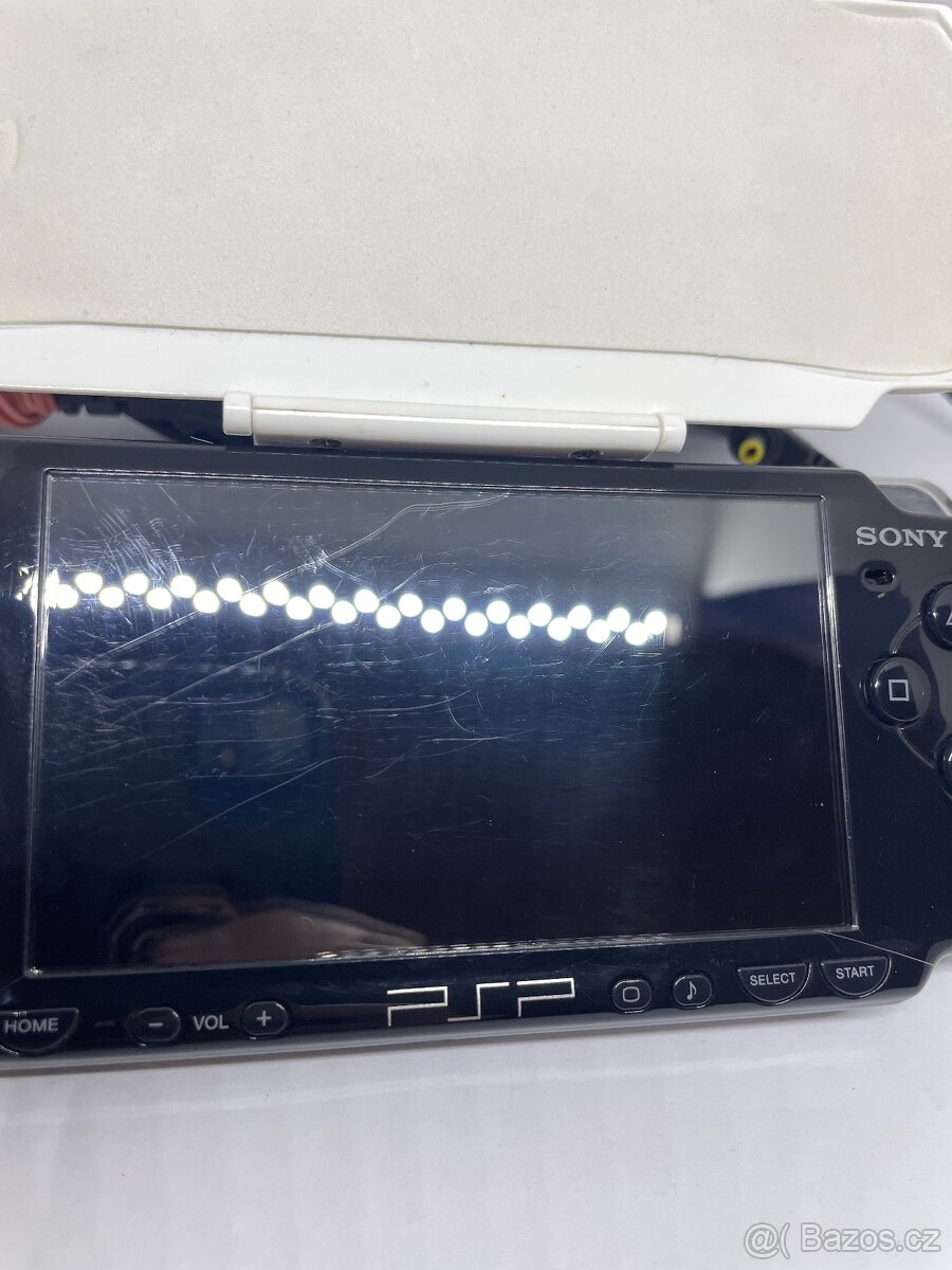 PSP 2004 Playstation Portable - 12