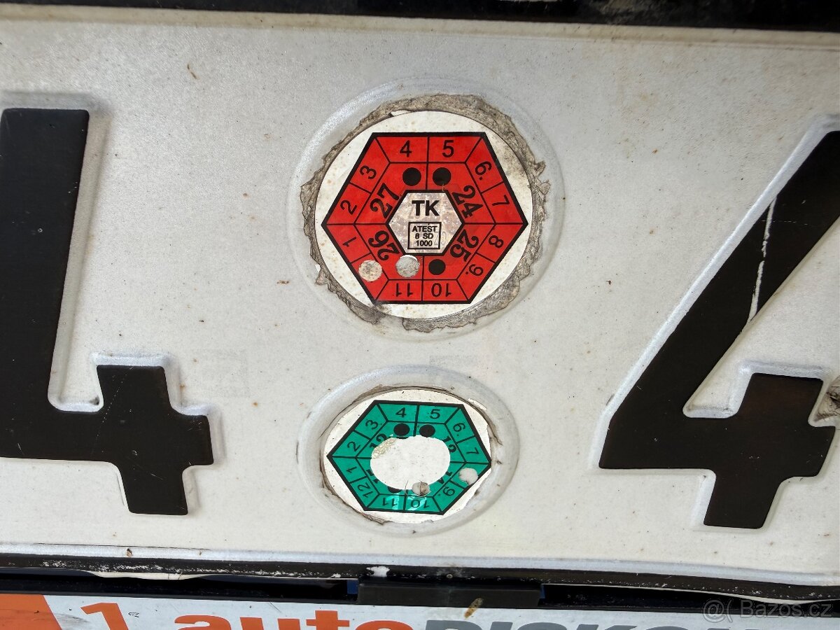 Peugeot 307 1.6HDi 16v - 12