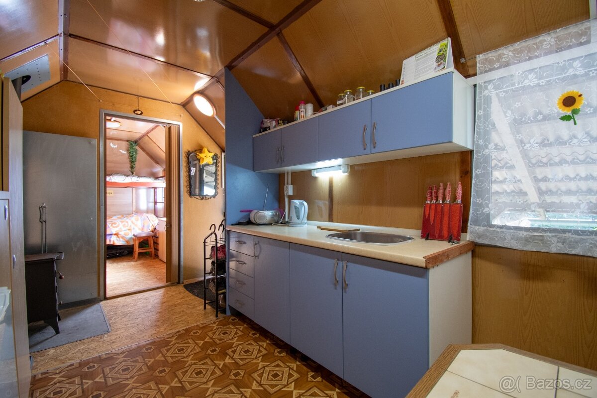 Stavební Pozemek Nová Chřibská Rybniště 1559 m2 s Chatou - 12