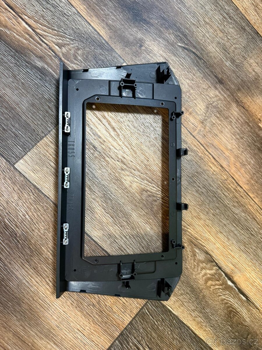 Isudar T 72 (8GB/128GB) Volkswagen + čelní autokamera - 12