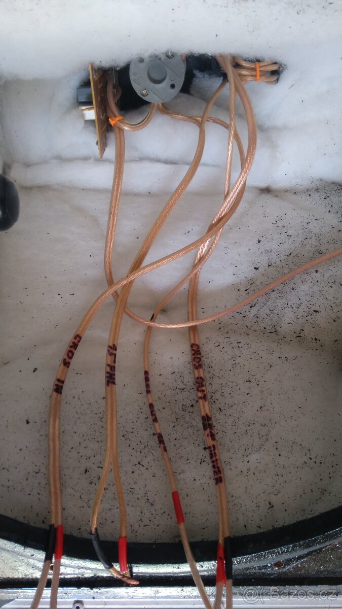 Kompaktní PA/odposlechové reproboxy 15" PHL 1000w/8ohm + 2" - 12