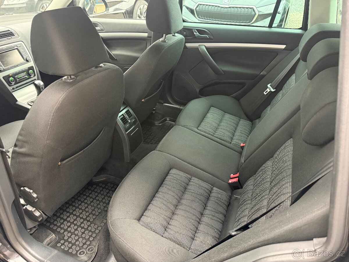 Škoda OCTAVIA II FACELIFT 1.9 TDi KLIMA TAŽNÉ - 12