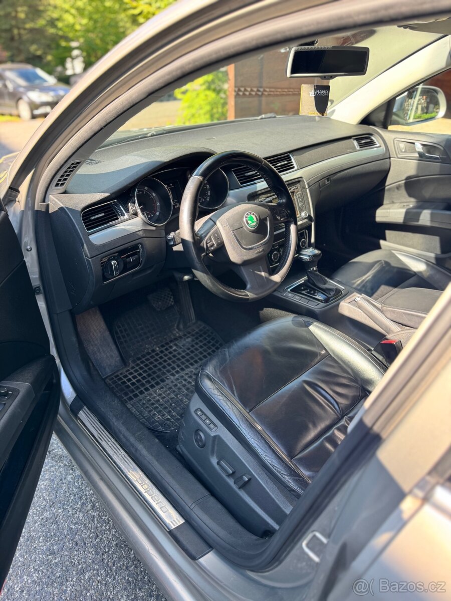 Škoda Superb 3.6FSI 4x4 DSG CZ - 12