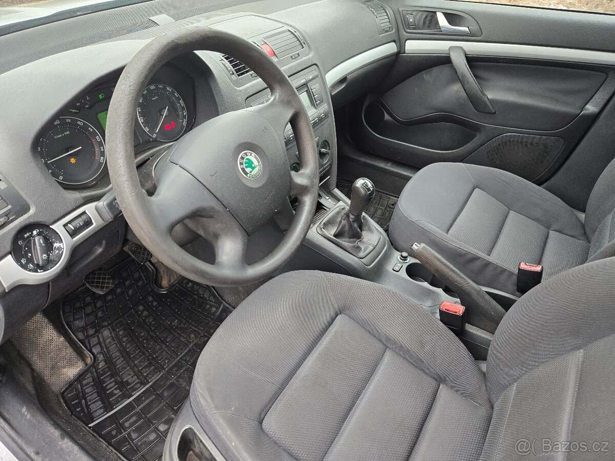 Škoda Octavia II 1.9 TDI - 12