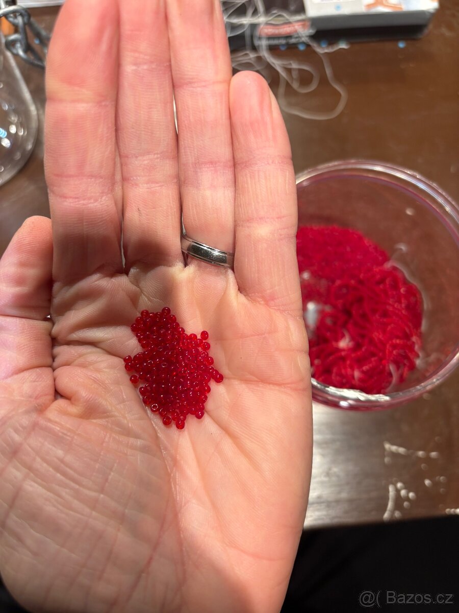 Skleněné korálky - 12