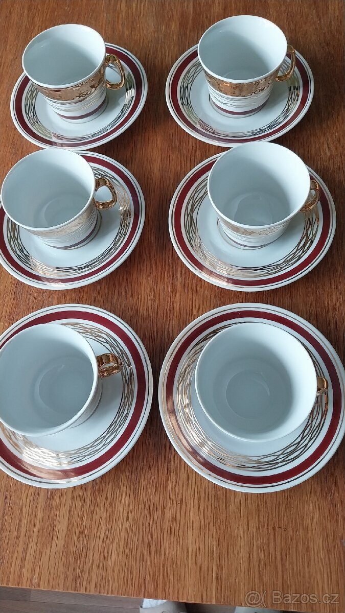 Československé hrnky, kompotové misky, šálky,džbán - 12