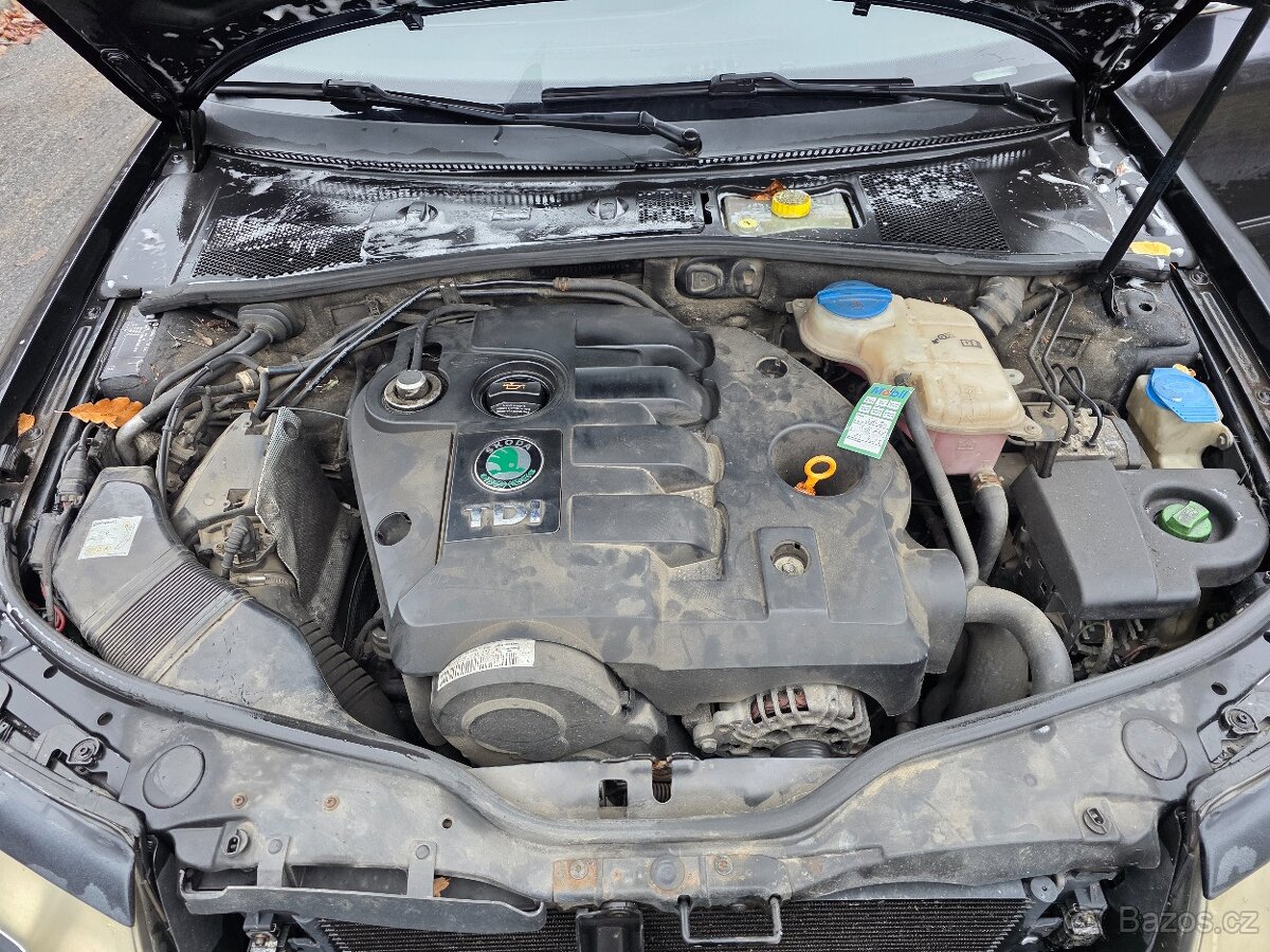 Škoda Superb 1.9 TDi 96kw / 2005 / manuál / alu r17 / - 12