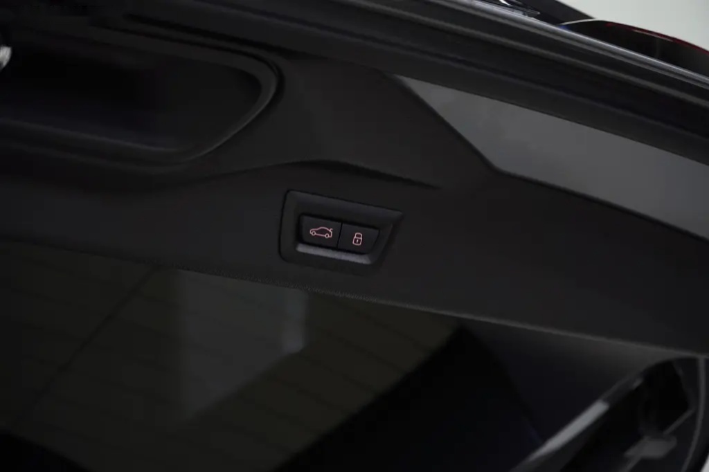 BMW X7, 40i,M-paket,ČR,DPH,HUD, - 12