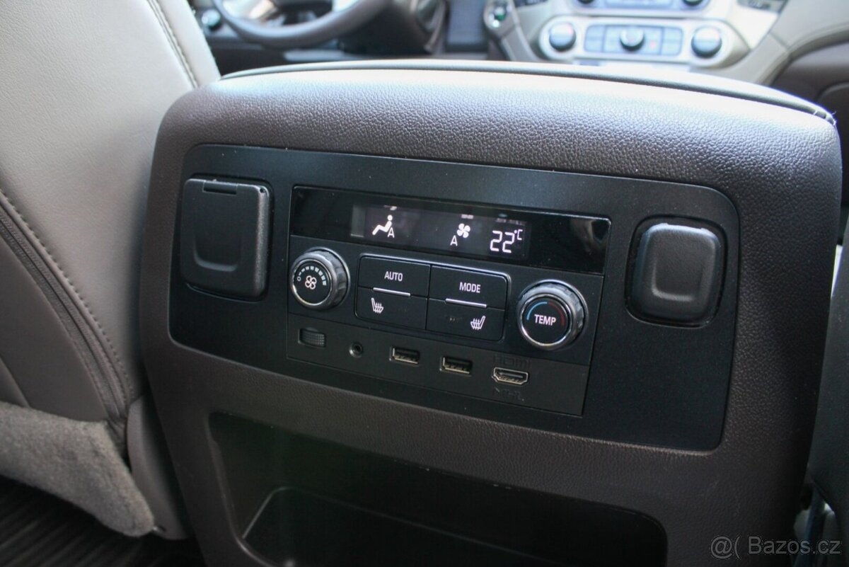 GMC Yukon Denali 6.2 V8 - 12