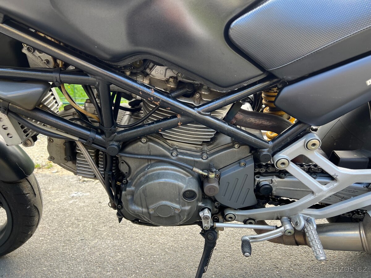Ducati Monster 750 - 12