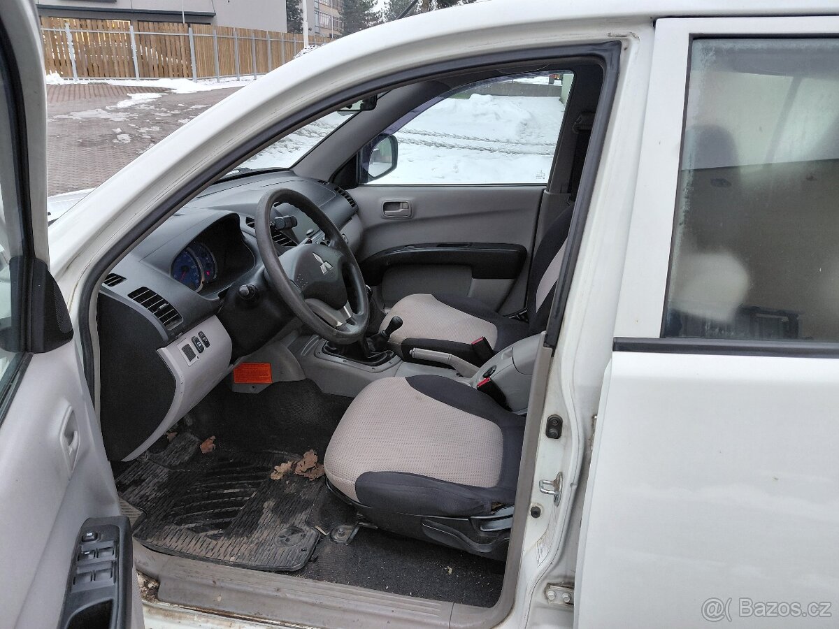 Mitsubishi l200 2.5 100kw - 12