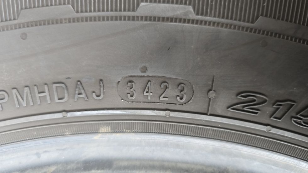 Letní pneu 215/70/15c Nexen - 12