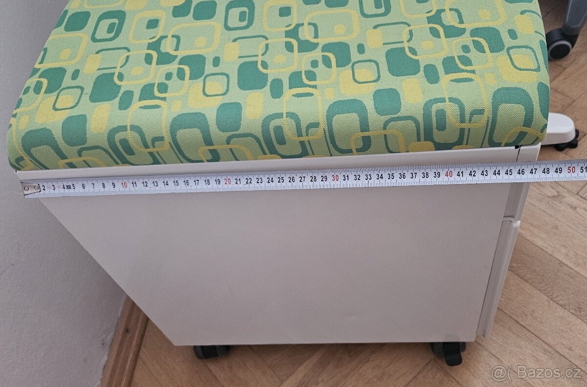 Rostoucí stůl Roland II, a box , židle zn. MOLL - 12