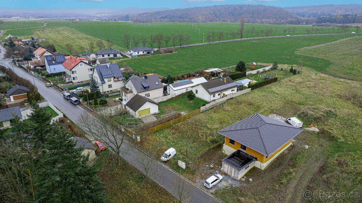 Pronájem pozemku 1443 m², Svaté Pole - 12