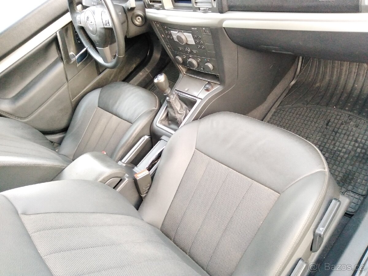 Opel Vectra C 1.8 - 12