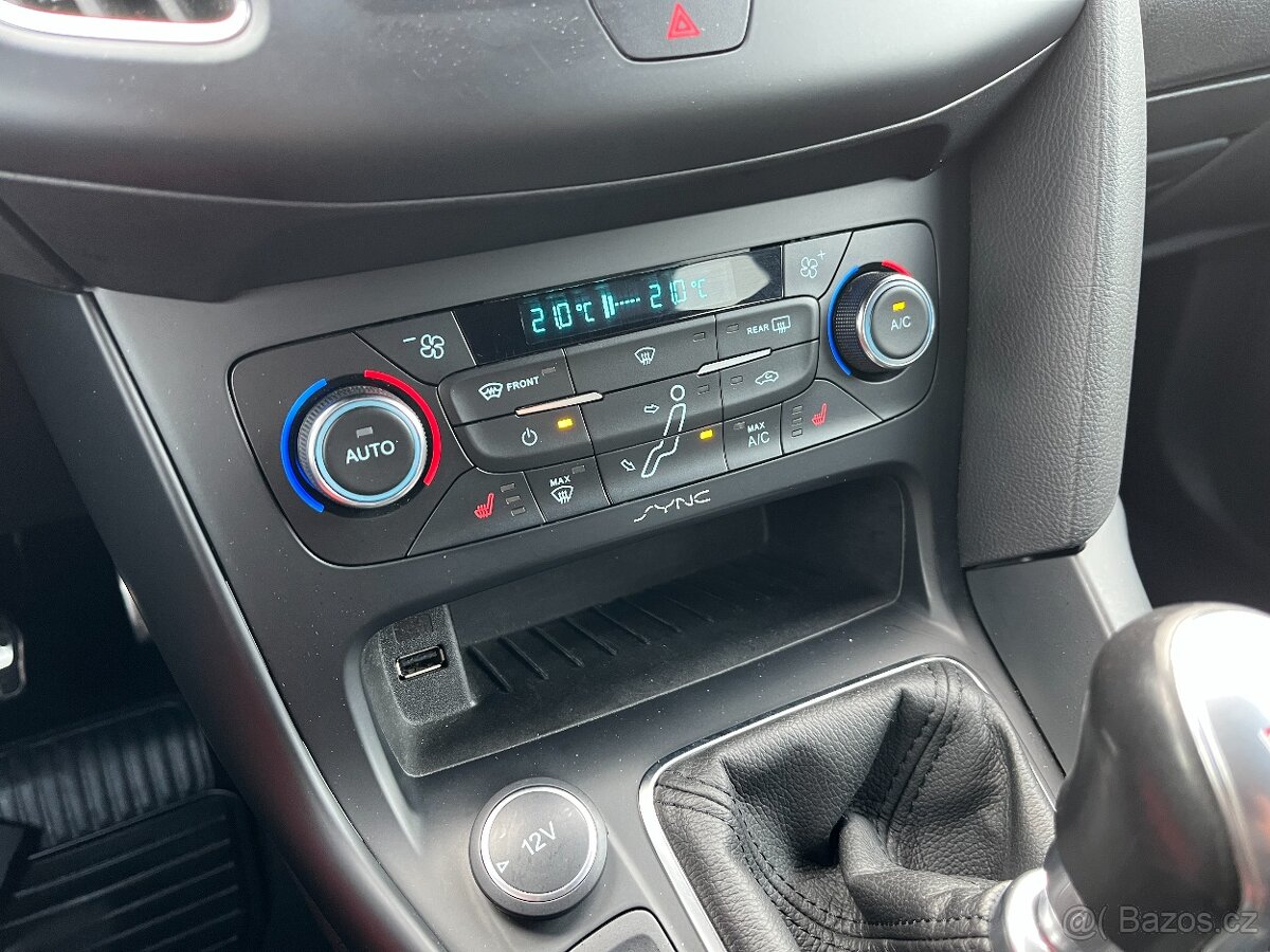 Ford Focus ST 2,0 250PS, 1.Maj,Zachovalý - 12