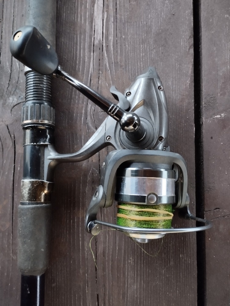 4x Rybářské pruty+navijáky. - 12