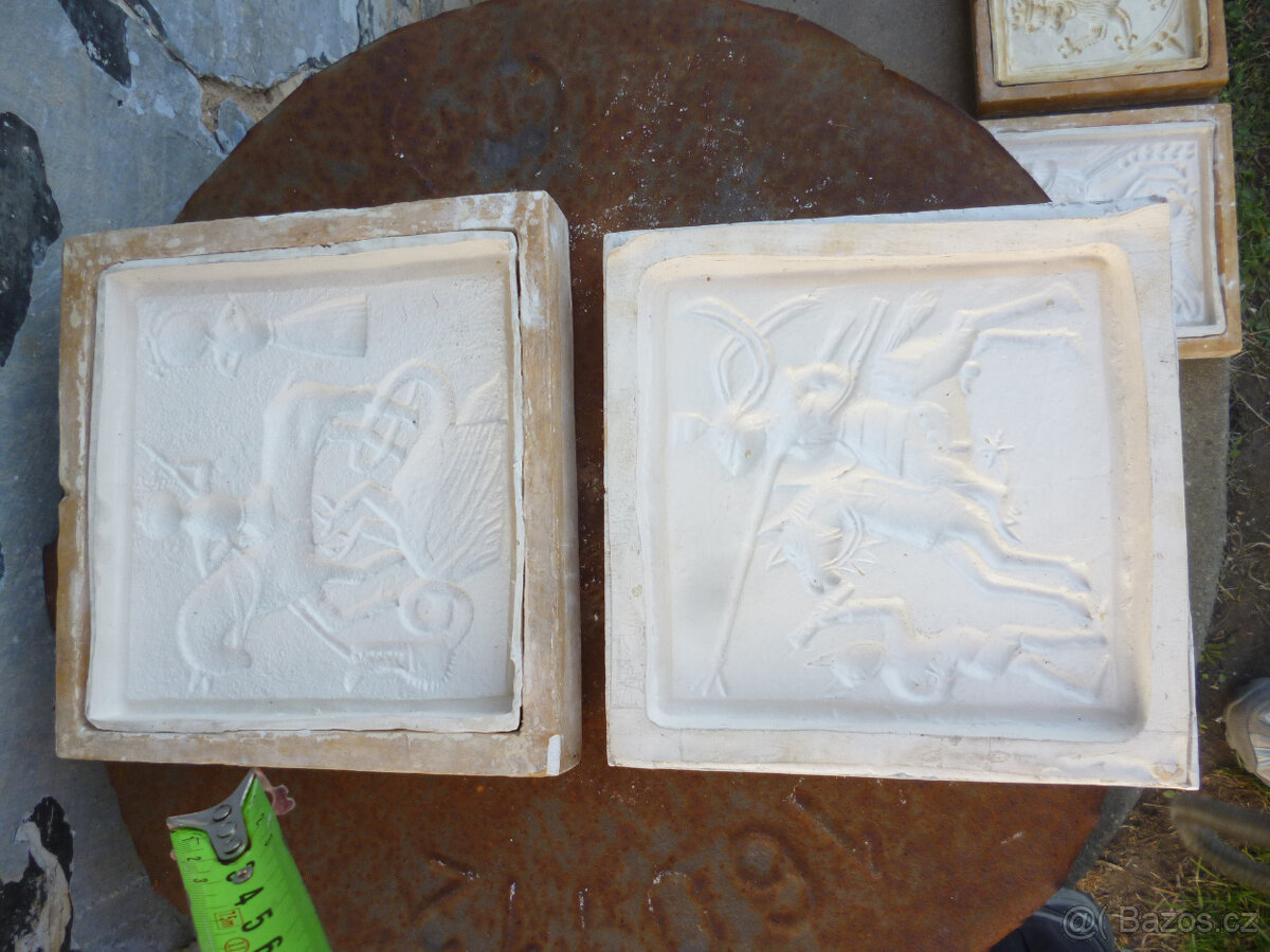 Soubor historických forem na kachle - 12