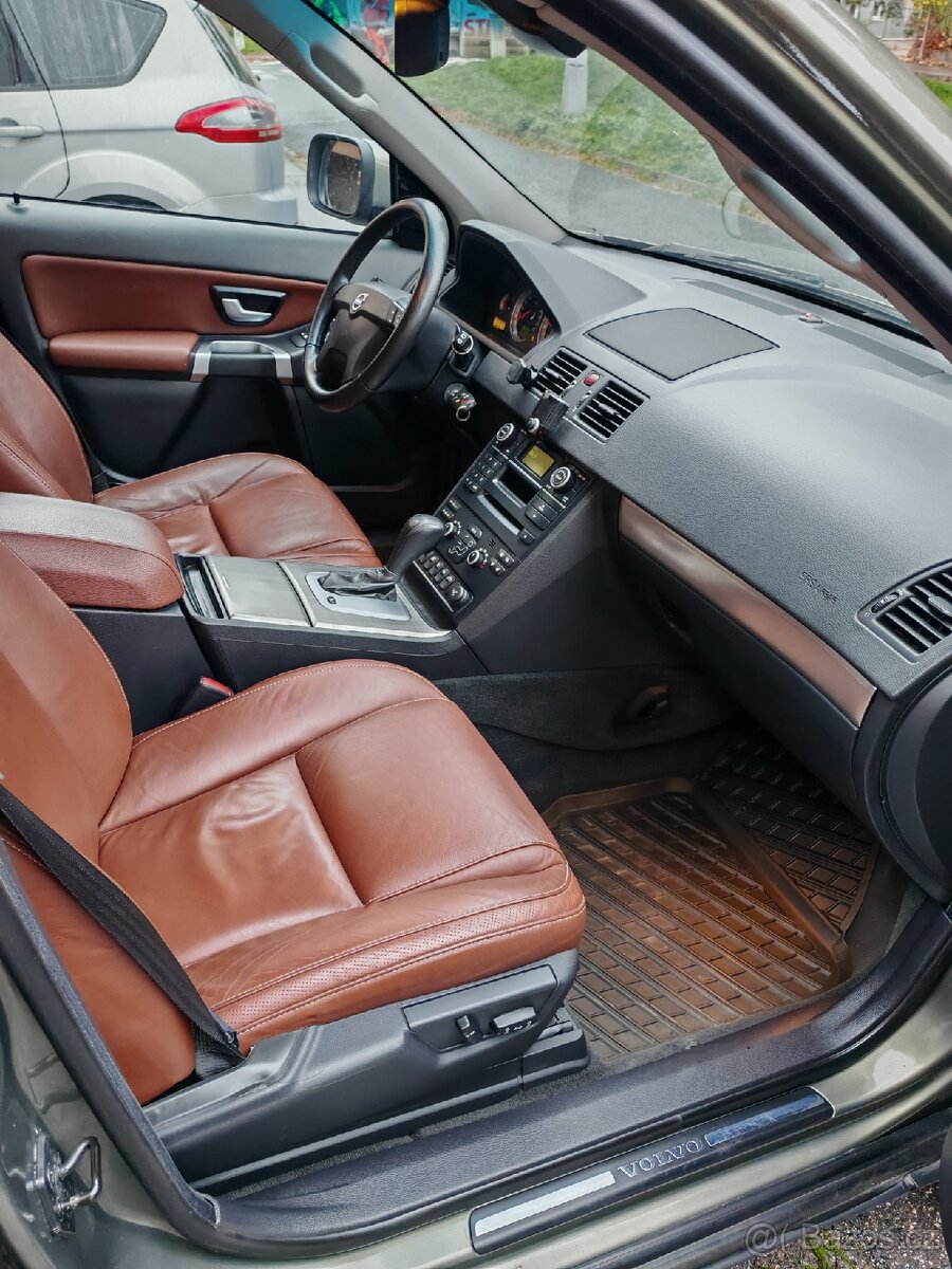 Volvo xc90 - 12