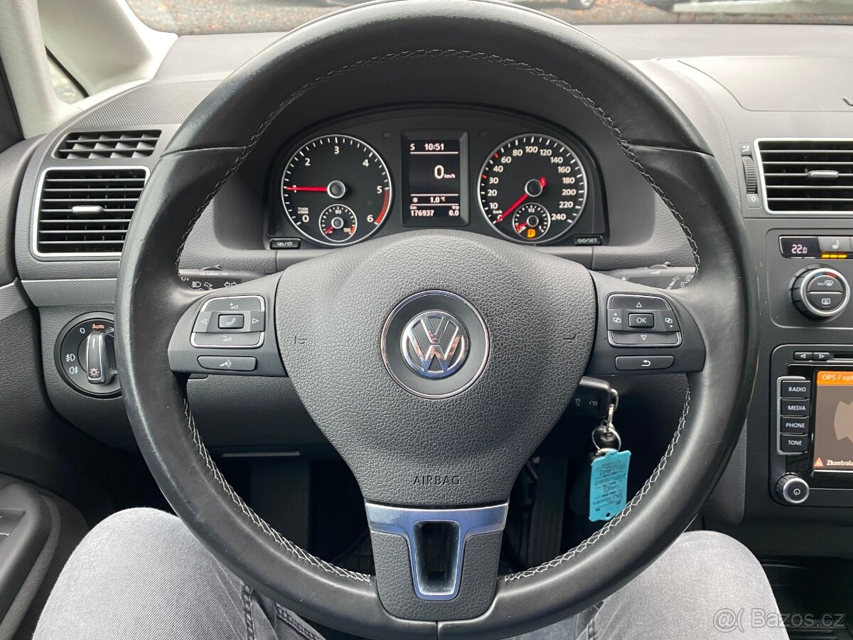 Volkswagen Touran, 2.0 TDI 103kW- LIFE- NAVI- PDC - 12