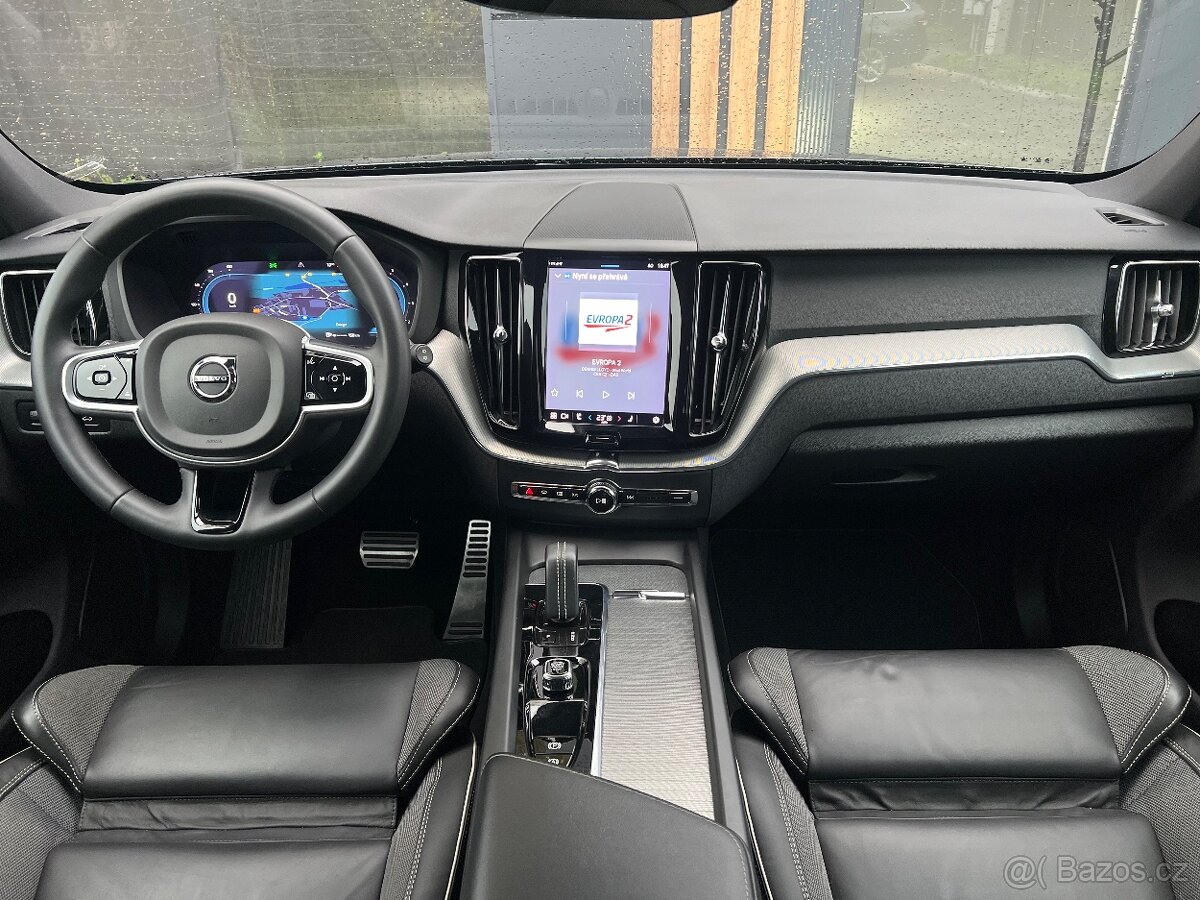 VOLVO XC60 B4 2.0 145KW FACELIFT R-DESIGN GOOGLE HEAD UP - 12