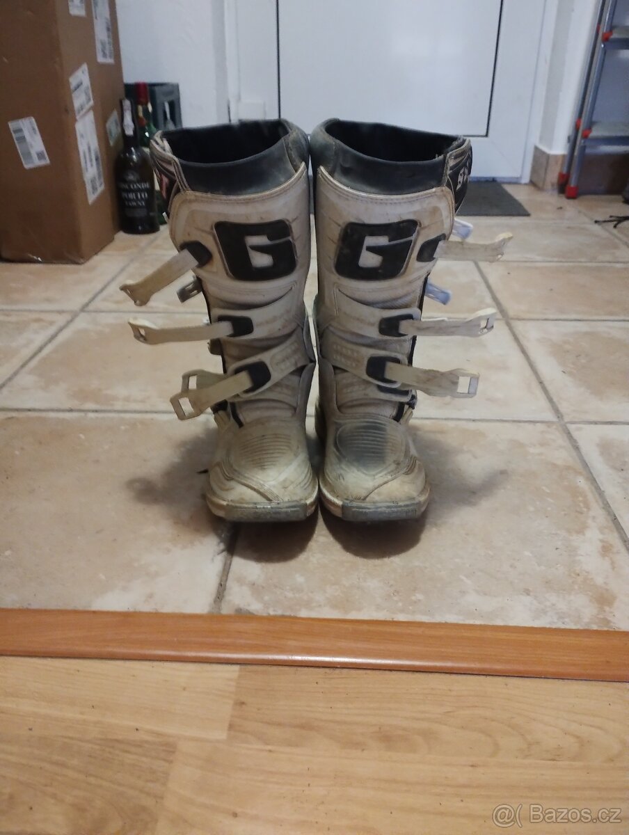 Detsky dres a boty - 12