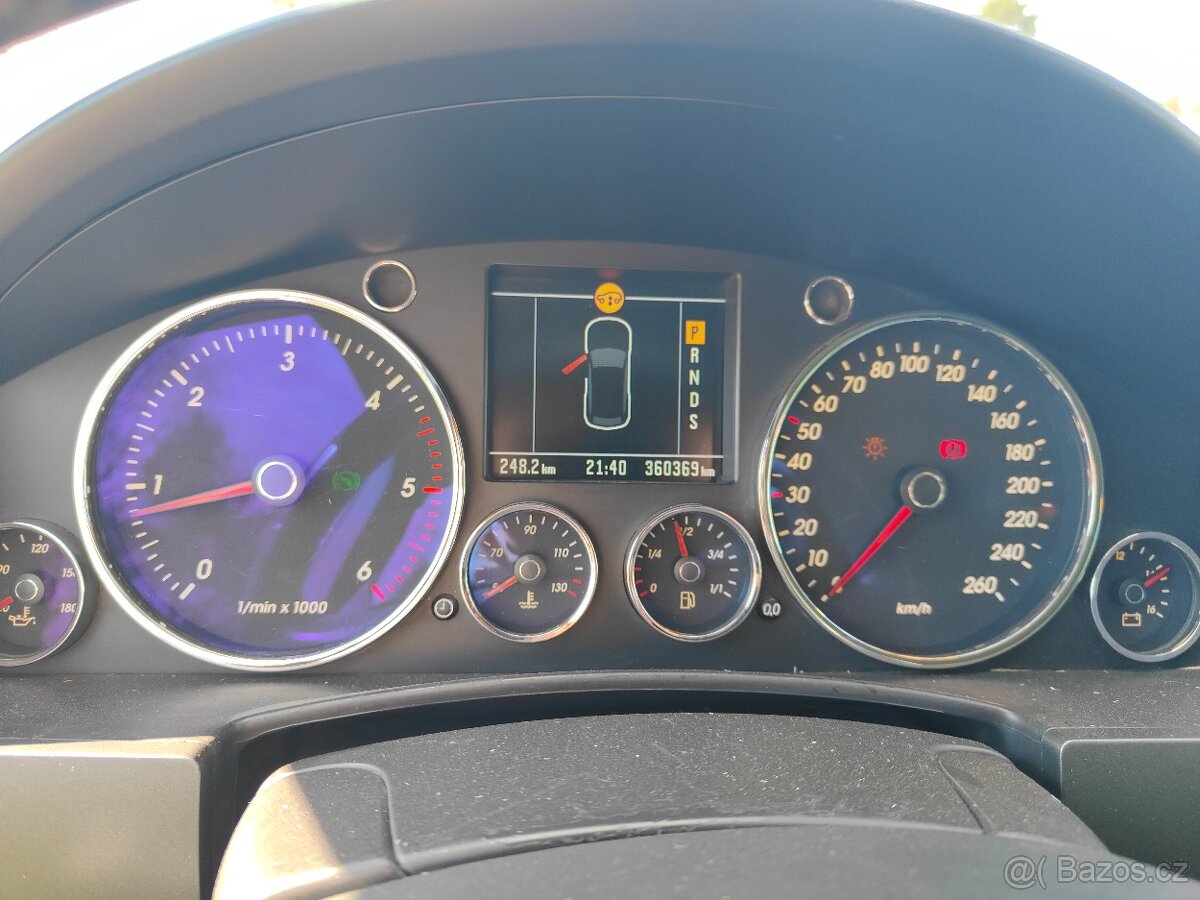 Volkswagen Touareg 2.5 128kw - 12