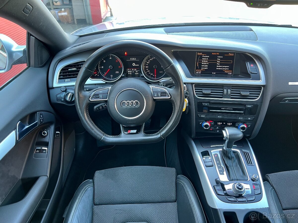 Audi A5 2,0 TDi / S-line / VÝHŘEV / AUT8 / 2015 - 12