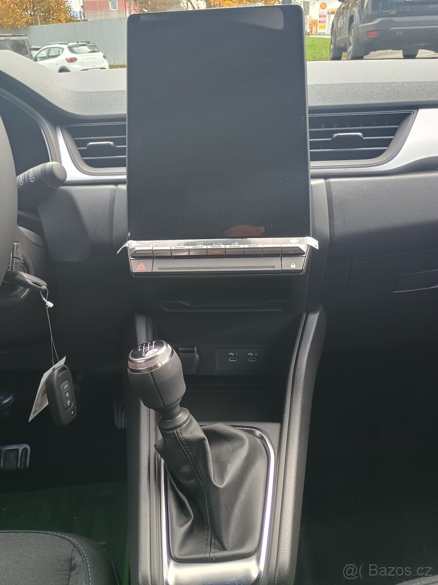 Captur evolution TCe 90- extra sleva 110 000,- Kč - 12