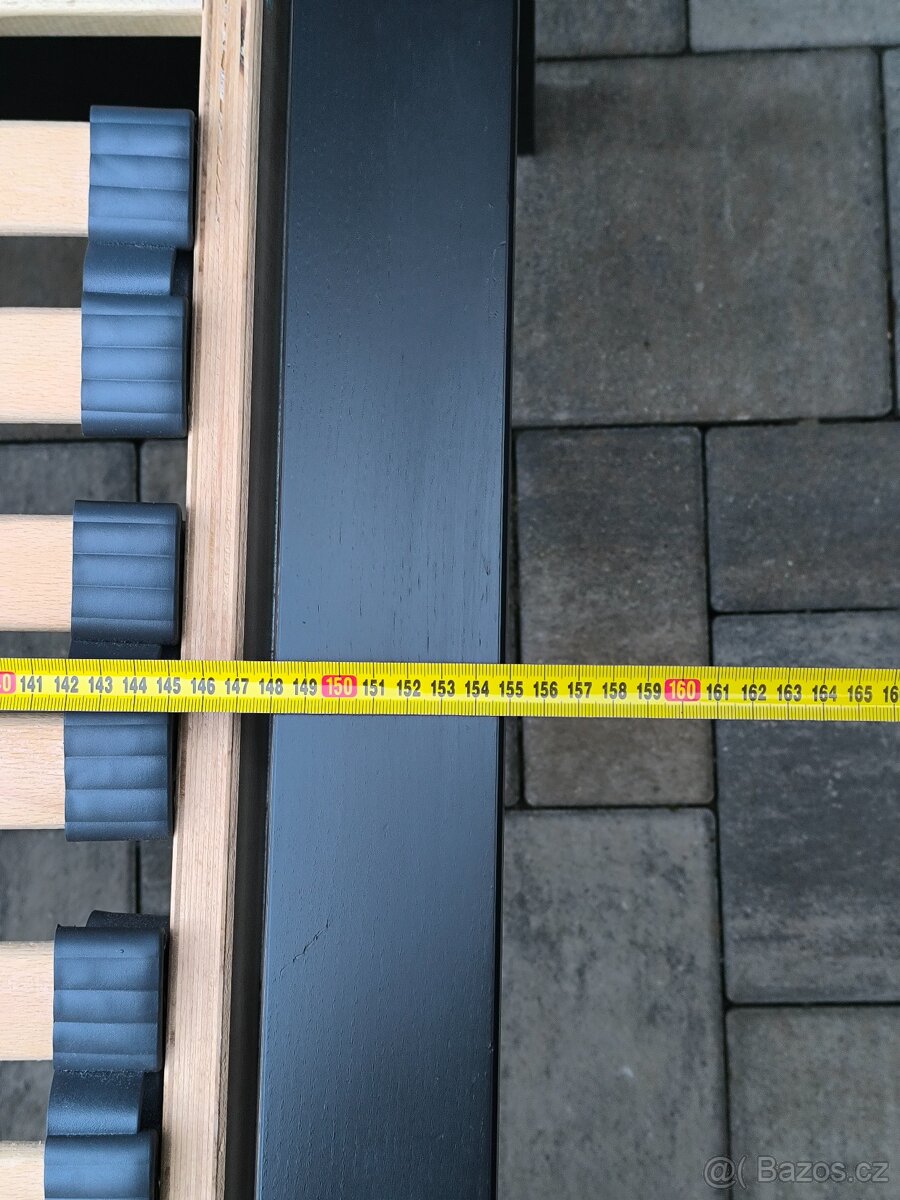 Prodám manželskou postel 140cm x 200cm - 12