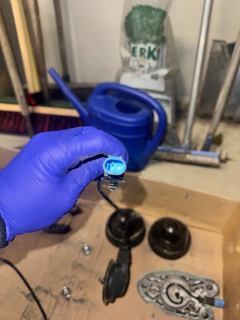 BMW M3/ M4 F80 / F82 podvozek EDC - 12