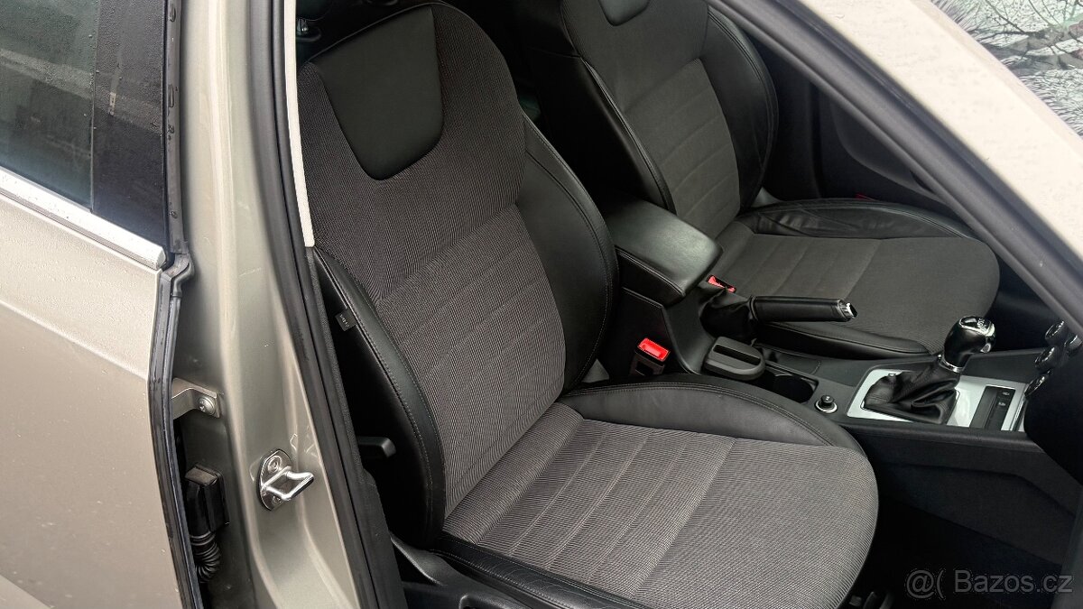 Škoda Octavia 2.0TDi Style, DSG, Xenony - 12