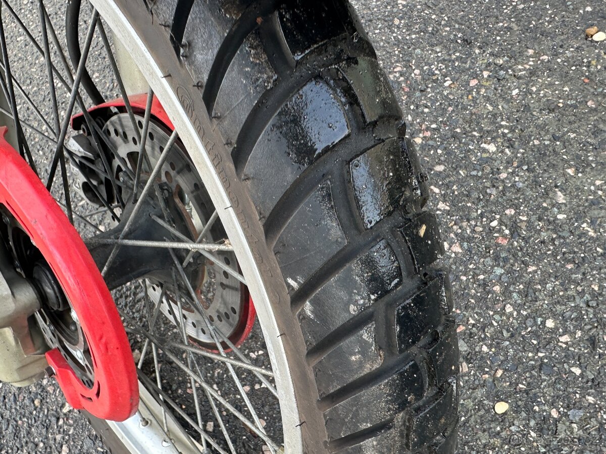 Yamaha XTZ 750 SuperTenere - 12