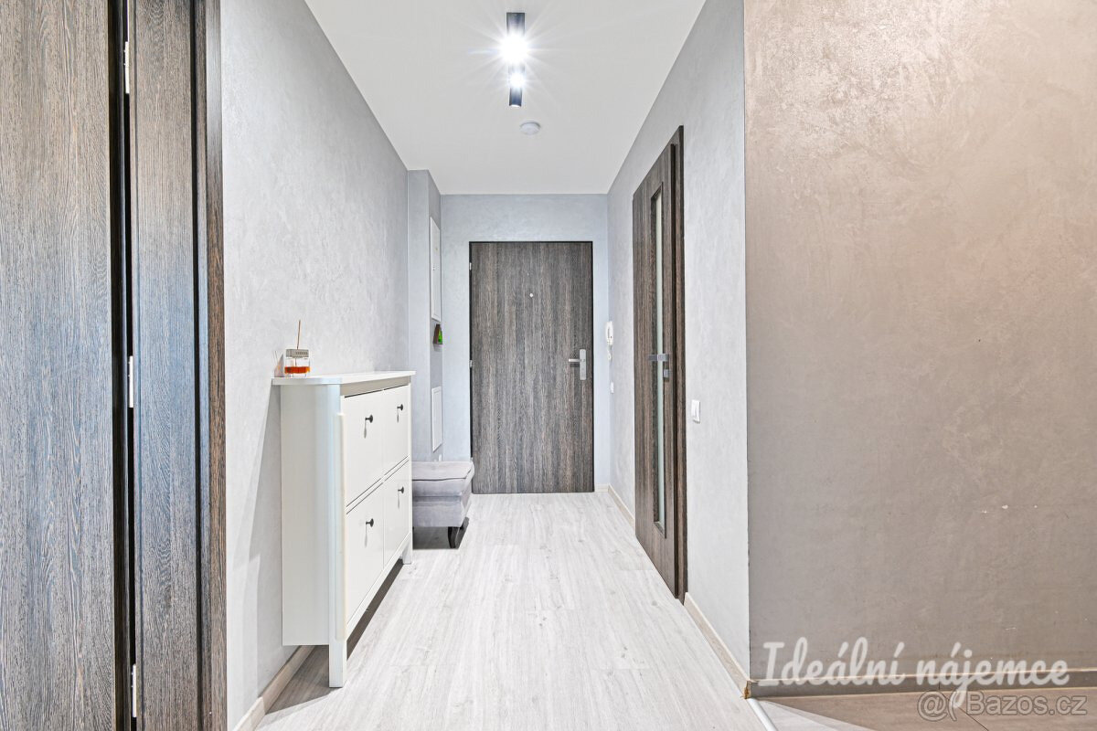 Podnájem bytu 2+kk, Poříčí, Pisárky, 20.000 Kč/měs, 57 m2 s - 12