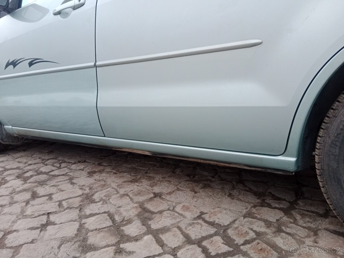 Mazda 5 - (5-7 míst ) - 12